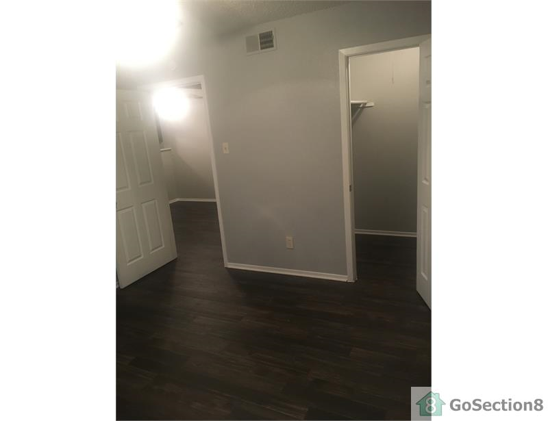 One Bedroom Apartment on West Elizabeth Ln 