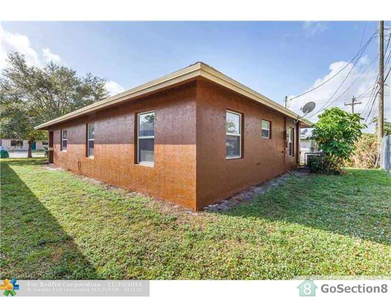 Four Bedroom TriPlex on NW 15th Street 