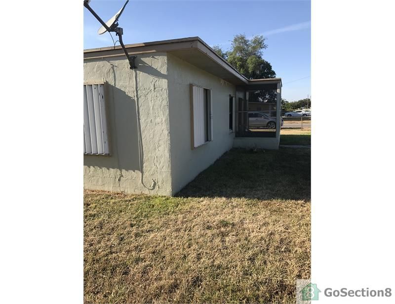 Three Bedroom TriPlex on NW 19th Avenue 