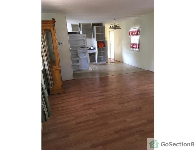 Three Bedroom Mobile-Home on 72nd Way 