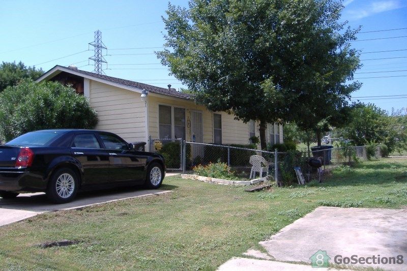 Two Bedroom Duplex on 631 J Street 